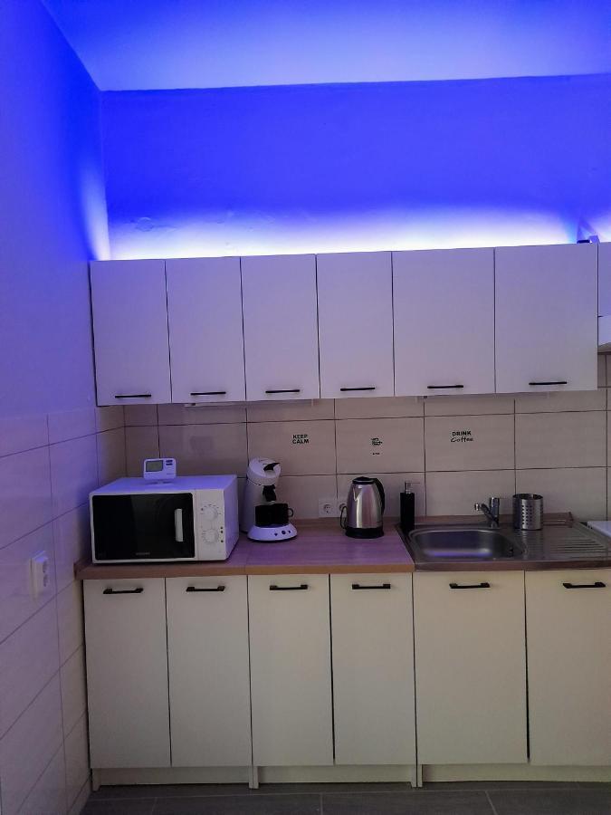 Pecs Park Apartment ภายนอก รูปภาพ